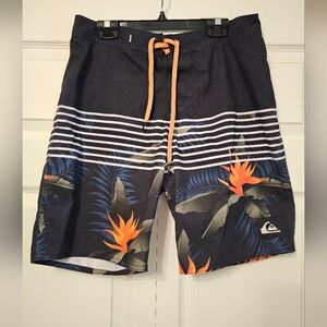 5/25$ Quiksilver swim shorts